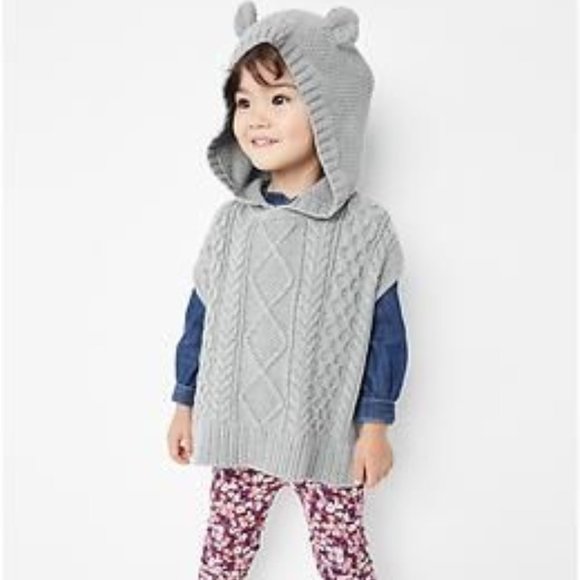 GAP Other - Baby Gap Dark Grey Cable Knit Teddy Bear Cape
